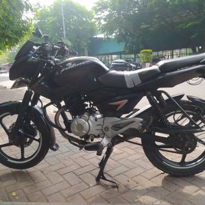 Bajaj Pulsar 135 2013 - Image 2