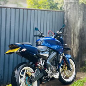 Bajaj Pulsar NS200 2016 - Image 2