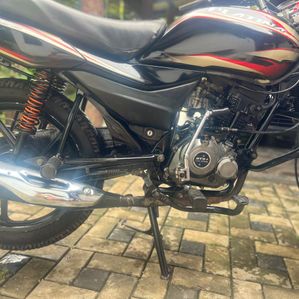 Bajaj Platina 2015 - Image 3