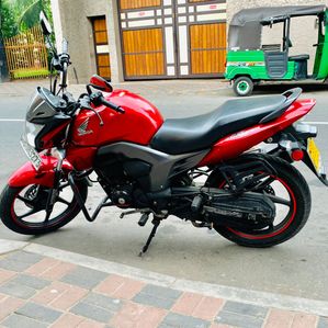 Honda CB Trigger 2015 - Image 2