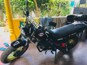 Yamaha TW 2018