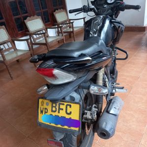 TVS Apache RTR 180 2016 - Image 2