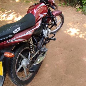 Bajaj Platina 2016 - Image 3