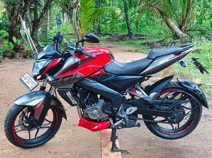 Bajaj Pulsar NS200 2017