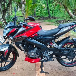 Bajaj Pulsar NS200 2017 - Image 2