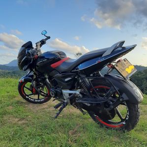 Bajaj Pulsar 150 2011 - Image 2