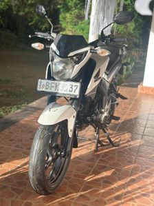 Honda CB Hornet 2017