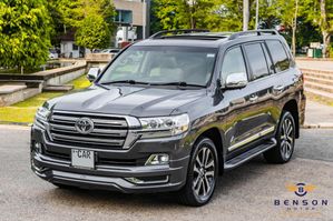 Toyota Land Cruiser Sahara VX V8 DIESEL 2016
