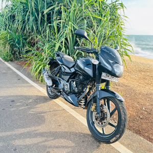 Bajaj Pulsar 150 2019 - Image 2