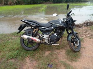 Bajaj Pulsar 180 2009