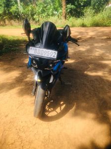 Bajaj Pulsar RS200 2015