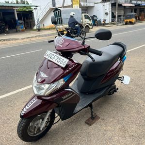 Yamaha Ray Z 2016 - Image 2