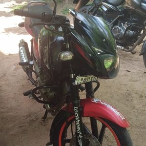 Bajaj Pulsar 150 2015 - Image 2