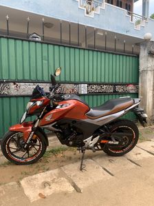 Honda CB Hornet 2016