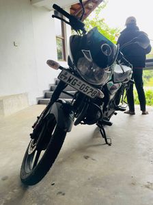 Bajaj Discover 150 2011