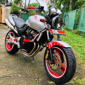 Honda Hornet 2010 - Image 2