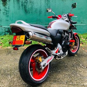 Honda Hornet 2010 - Image 3