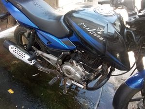 Bajaj Pulsar 150 2013