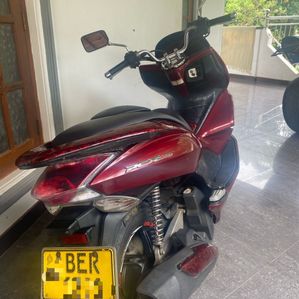 Honda PCX 150 2015 - Image 2
