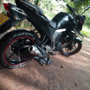 Yamaha FZ V2 2018 - Image 3