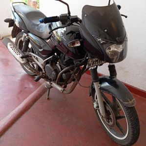 Bajaj Pulsar 180 2004 - Image 2