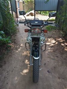 Honda CB 125 2012