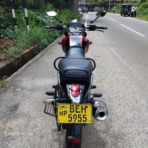 Bajaj V15 2016 - Image 2