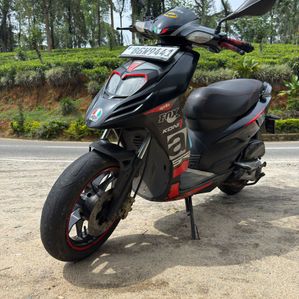 Aprilia SR 150 Race 2017 - Image 2