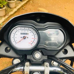 Bajaj Platina 2018 - Image 2