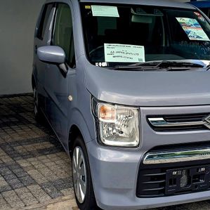 Suzuki Wagon R FX Safety 2023 - Image 2