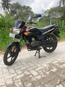 Bajaj Platina 2016