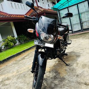 Bajaj Pulsar 150 2017 - Image 2