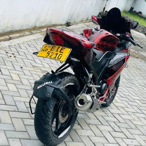 Yamaha R15 2019 - Image 3