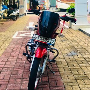 Bajaj Platina 2008 - Image 2