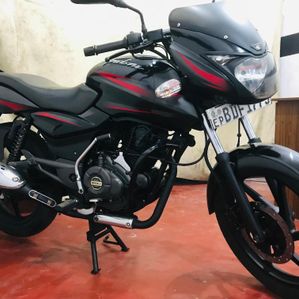 Bajaj Pulsar 150 2016 - Image 2