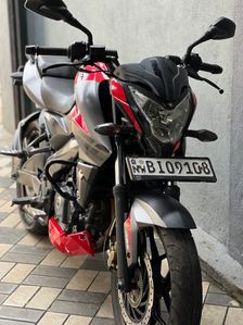Bajaj Pulsar NS200 2020
