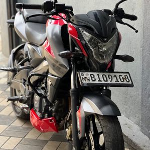 Bajaj Pulsar NS200 2020 - Image 2