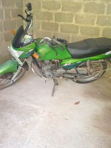 Bajaj Caliber 2004