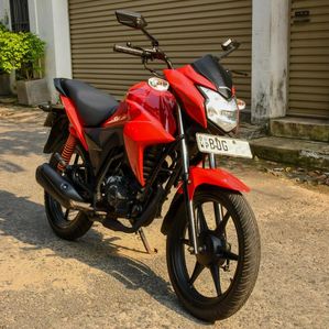 Honda Twister 110 2015 - Image 2