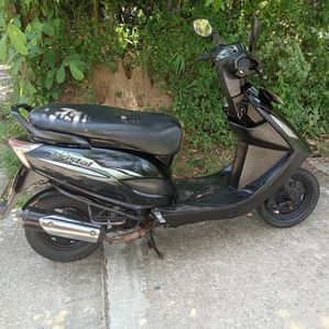 Bajaj Kristal 2009 - Image 2