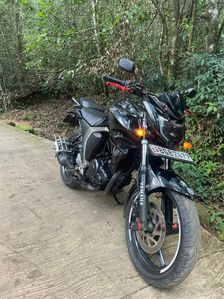 Yamaha FZ V2 2018
