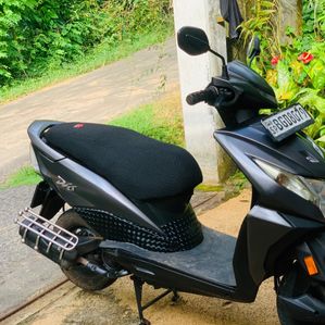 Honda Dio 2017 - Image 2