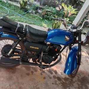 Honda CD 125 Twin 1996 - Image 2