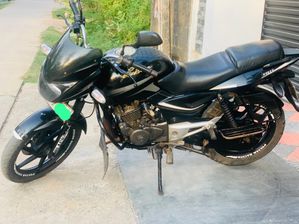 Bajaj Pulsar 180 2009