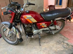 Hero CD 100 SS 2000