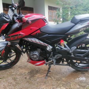Bajaj Pulsar NS200 2017 - Image 2