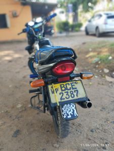 Bajaj Platina 2015