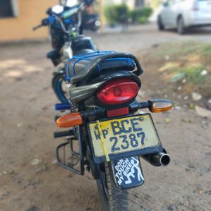 Bajaj Platina 2015 - Image 2