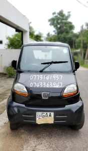 Bajaj Qute 2018