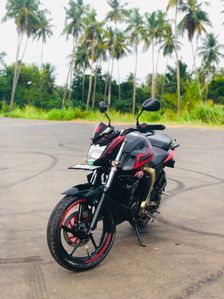 Yamaha FZ v2 2015